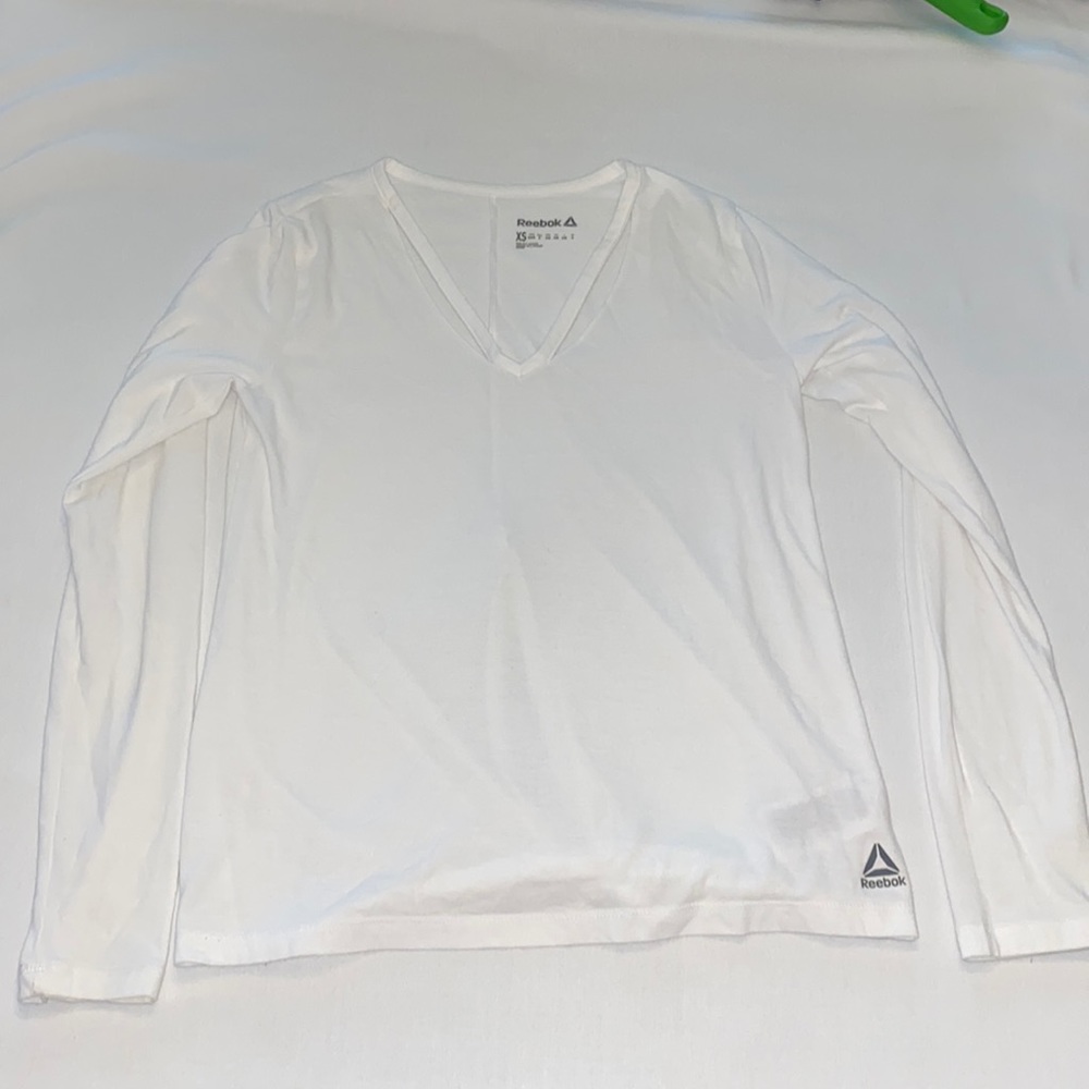 REEBOK White Long Sleeve Shirt. Size XS